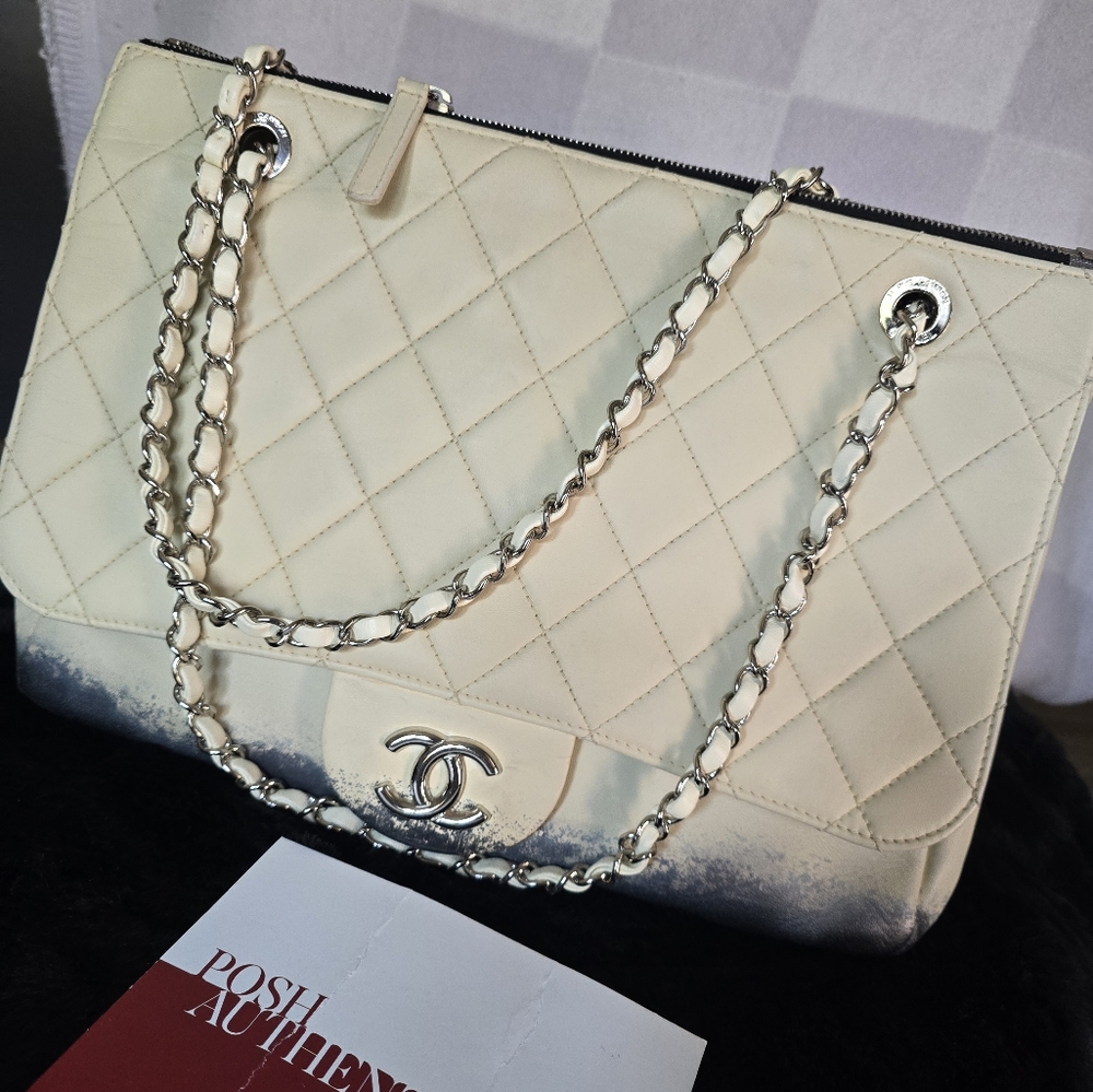 Authentic Chanel Blizzard Zip-flap Shoulder Bag - Picture 4 of 16